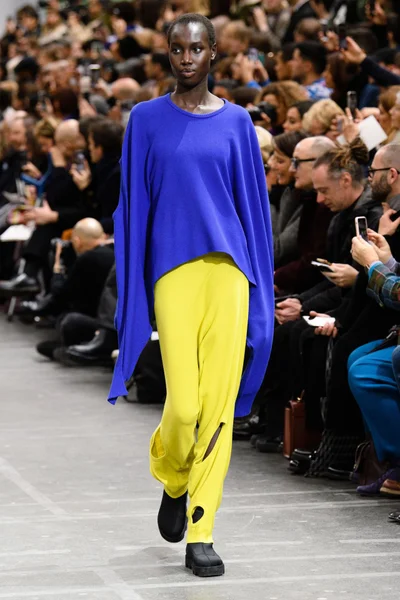 Look 62